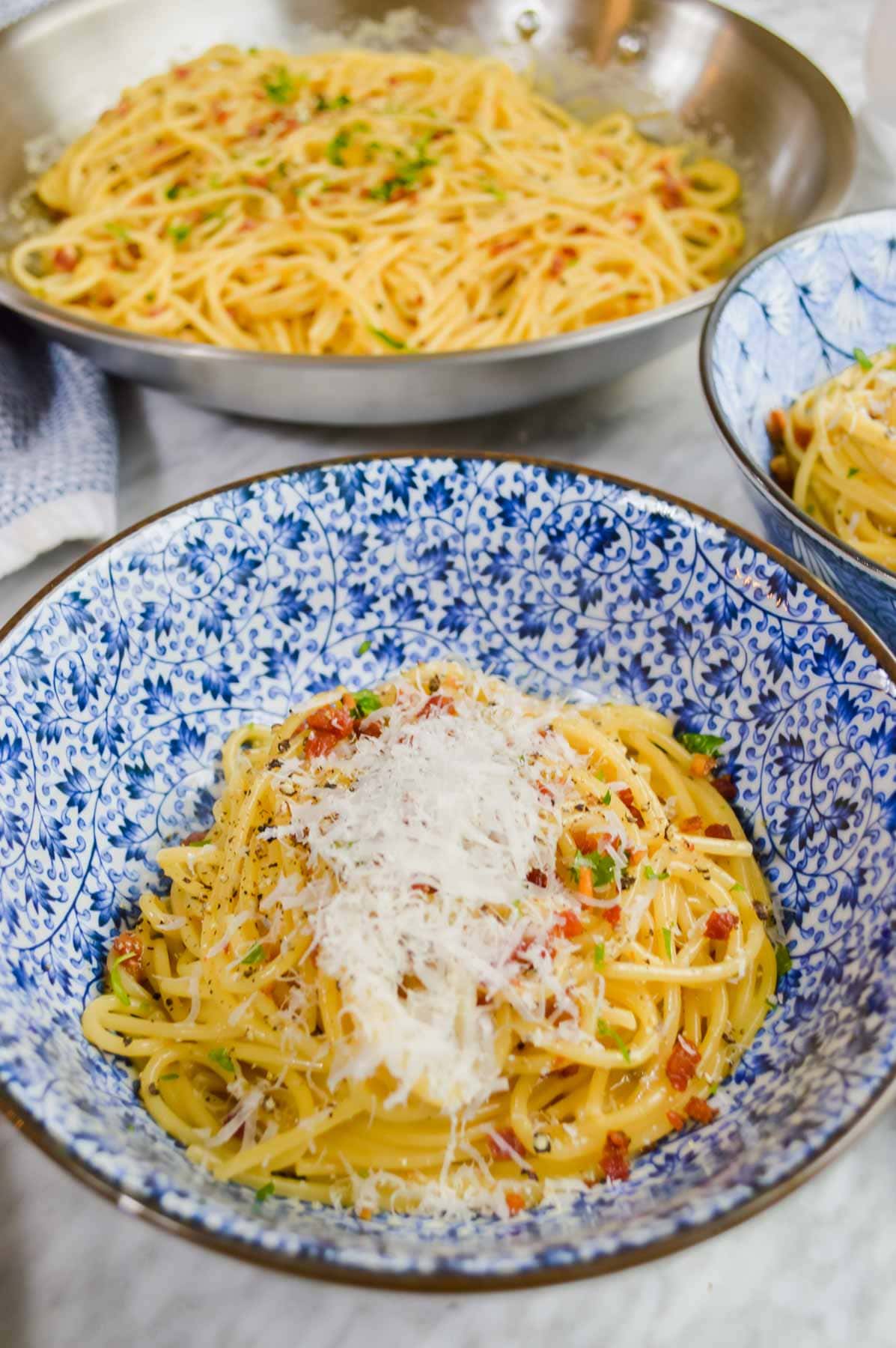 Spaghetti Carbonara in bowl.