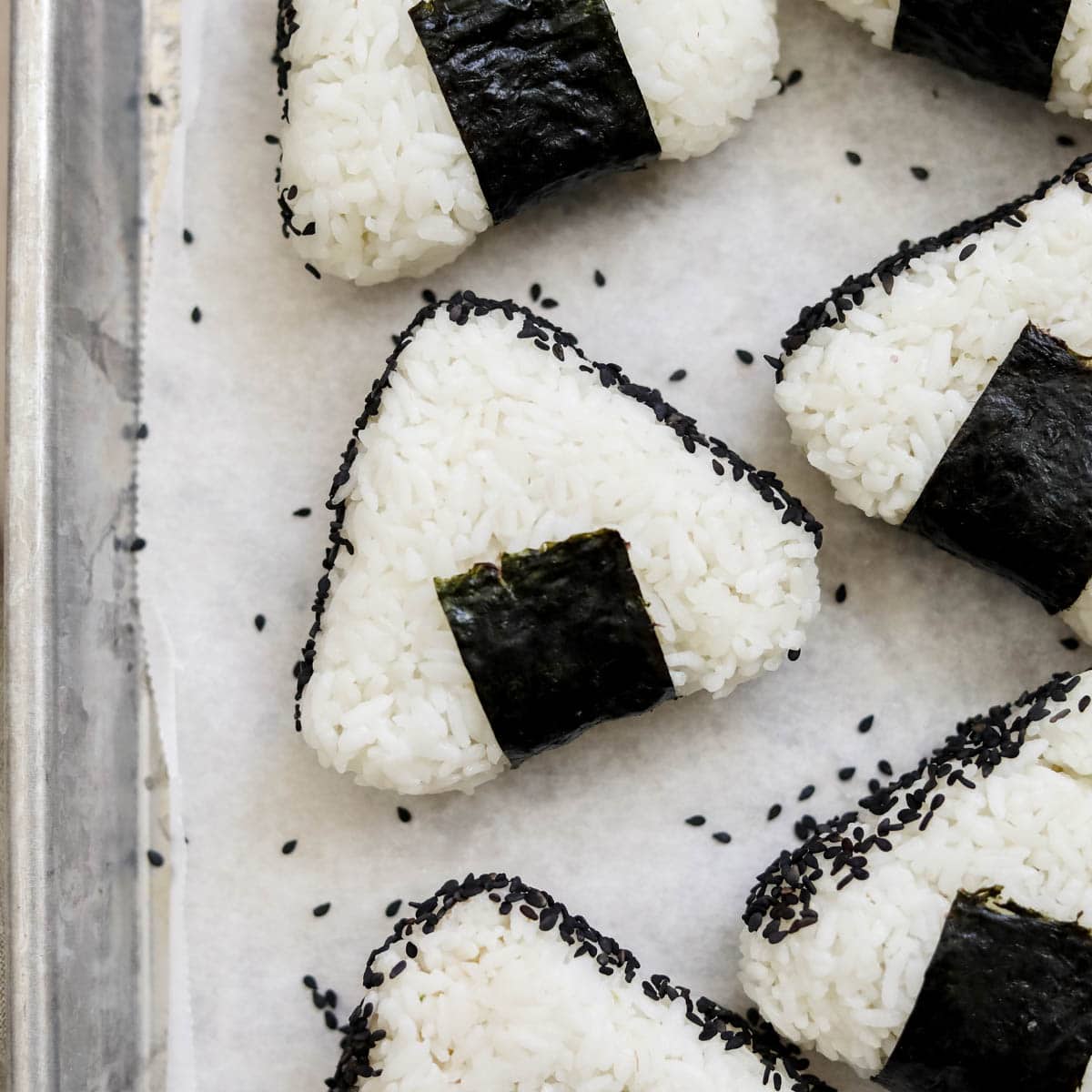 Spicy Tuna Onigiri (Japanese Rice Balls) • The Heirloom Pantry