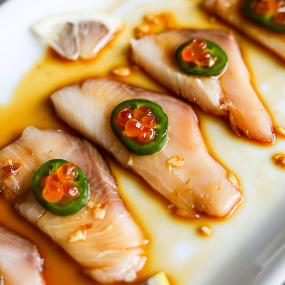 yellowtail hamachi sushi