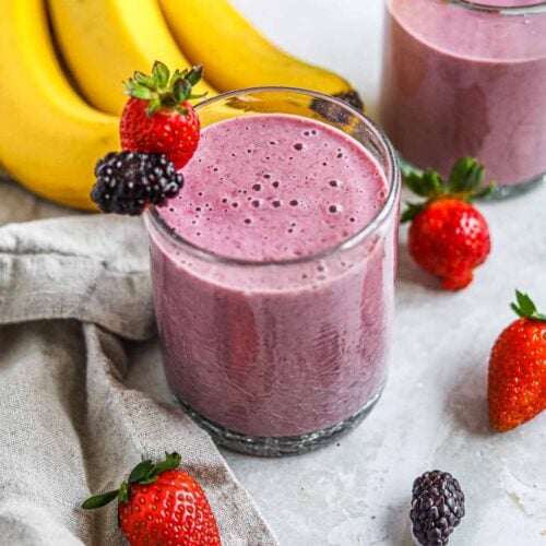 Blackberry Strawberry Banana Smoothie • The Heirloom Pantry