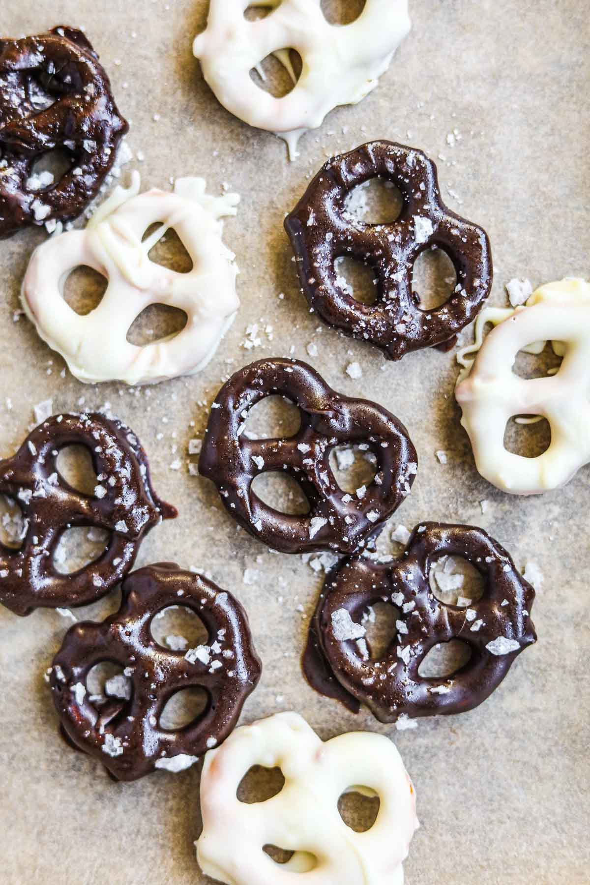 How to Make Chocolate Covered Pretzels • The Heirloom Pantry